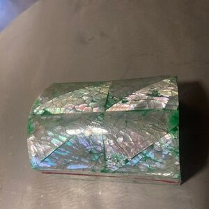 Beautiful abalone box